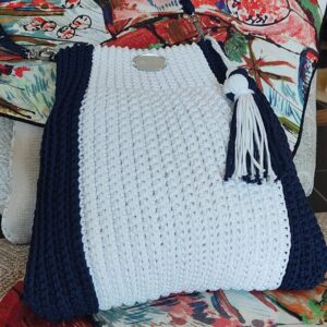 Sac « Elégance en Maille Côtes » marine et blanc